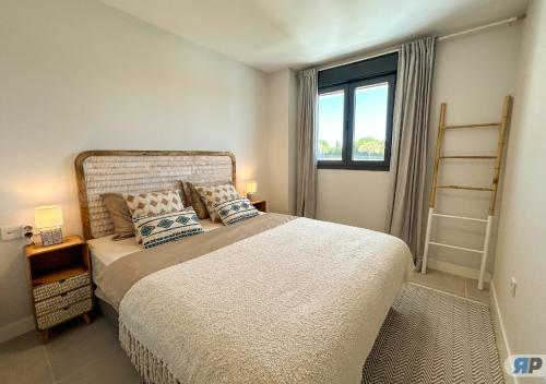 Apartamento con Terraza y Vista al Jardín
