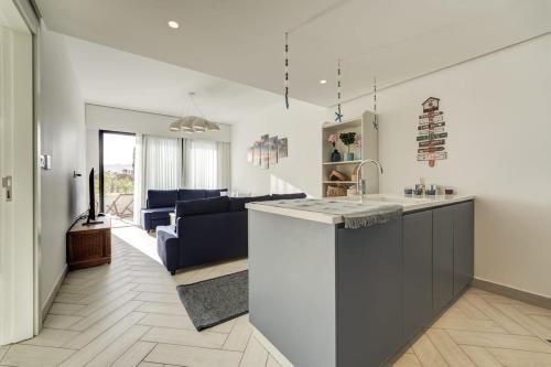 Emerald Beach Apartment