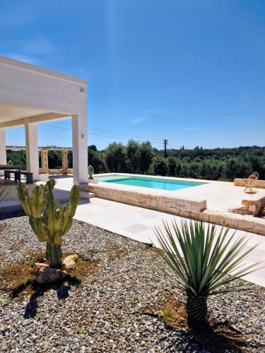 Πισίνα στο ή κοντά στο Panoramic Villa Bianca by ItriaLuxuryStays
