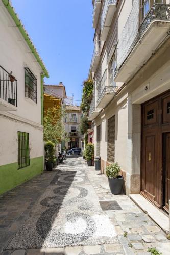 -MalagaSunApts- Cabello Centre