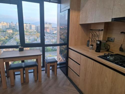 Køkken eller tekøkken på A mountain view studio flat