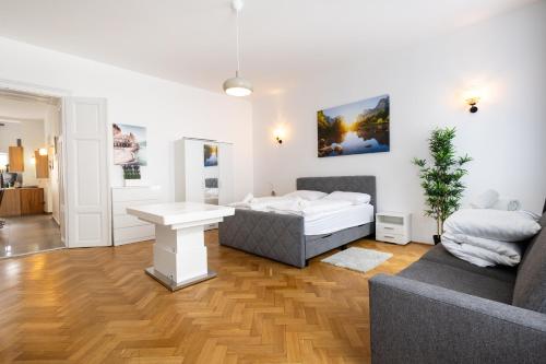 Apartments 4 you Red Star 8