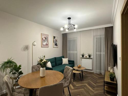 Χώρος καθιστικού στο Apartament GB przy PCK 5 z bezpłatnym parkingiem by Gingerbread Apartments