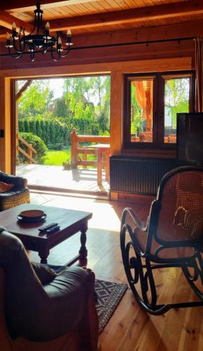 Trasą S7 w 2h z Warszawy i Gdanska, Jadamowo 16 nad jeziorem Mielno