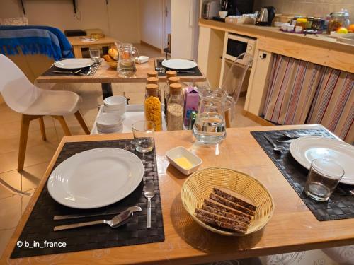 Jídlo v bed and breakfast nebo okolí