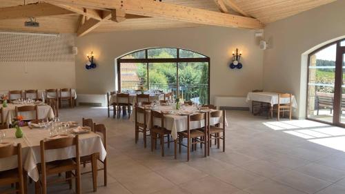 Restaurace v ubytování Aux Vieux Arceaux