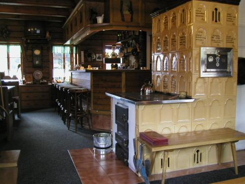 Lounge nebo bar v ubytování Kiosek U Staré Lanovky
