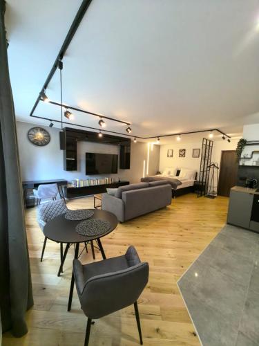 Loft studio KWADRAT Jerozolimskie