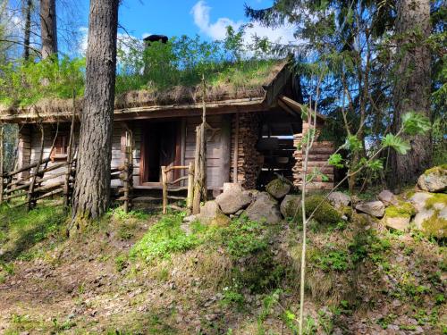El edificio en el que está la casa vacacional