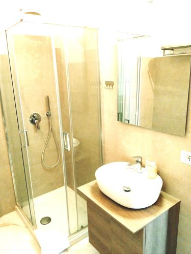 DOMUS REMO Room #1