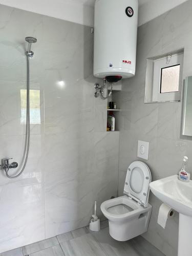 Koupelna v ubytování Visi's Home