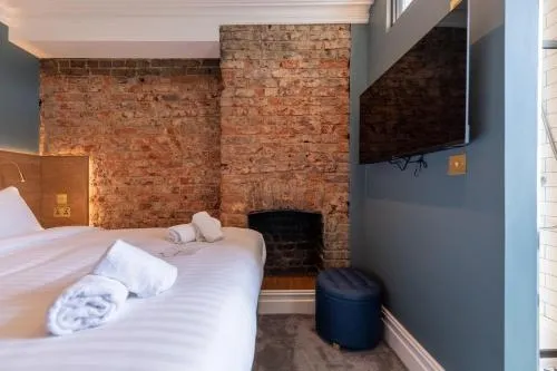 The Crown Pub & Guesthouse photo 11