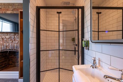 The Crown Pub & Guesthouse photo 48
