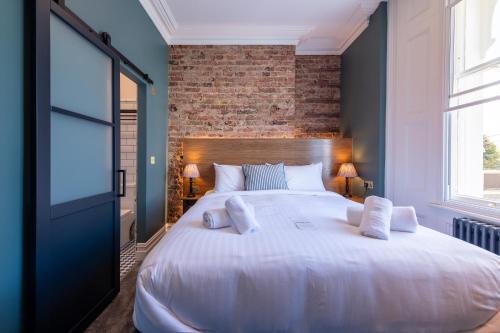The Crown Pub & Guesthouse photo 43