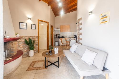 Fantasea Porto Rafti On The Sea