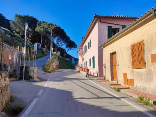 Gambar di galeri bagi Green Giglio Castello di Isola del Giglio