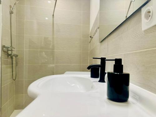 AA G Cocon Lamartine - City center photo 18