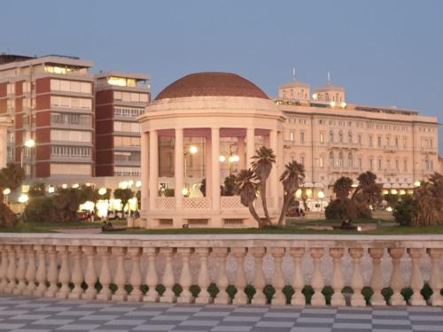 Budova, kde se prázdninový dům nachází