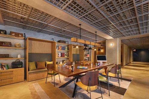 Moxy Shanghai Putuoにあるシーティングエリア