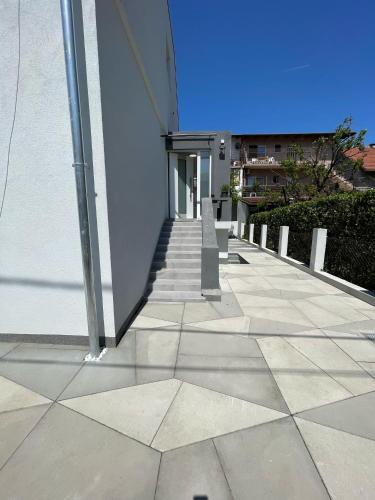 Modern Oasis - SelfCheckIn - Zagreb