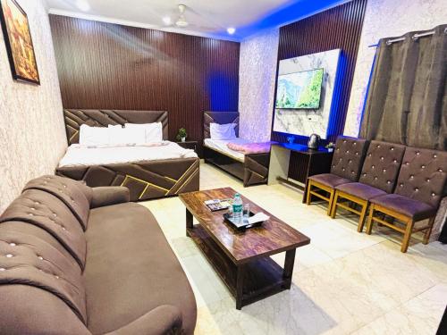 Posezení v ubytování Hotel Nizamuddin Fab