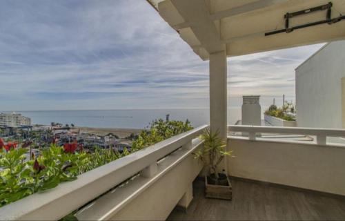 Duplex penthhouse Marbella parking private sea views photo 10