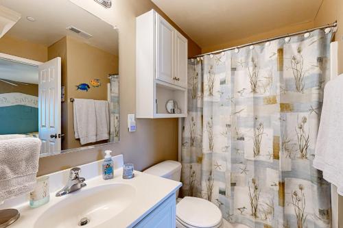 Ένα μπάνιο στο Bethany Bay --- 37400 Pettinaro Dr Unit# 2003