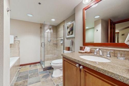 Koupelna v ubytování Everline Resort & Spa 338 + 340