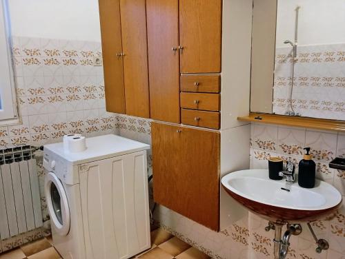 Cozy Trogir Apartment with 3 Bedrooms