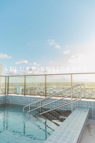 Kolam renang di atau dekat dengan Flat Luxo Boa Viagem Allure 1305