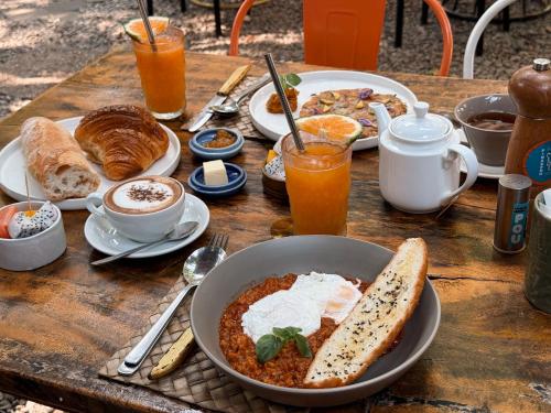 Φαγητό σε αυτό το ξενοδοχείο ή κάπου εκεί κοντά