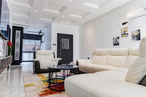 Gallery image of Pinorich Hotel in Buea