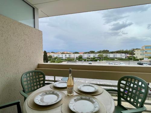 Appartement 2P + coin nuit à 50m plage, piscine, 4 couchages - FR-1-748-29