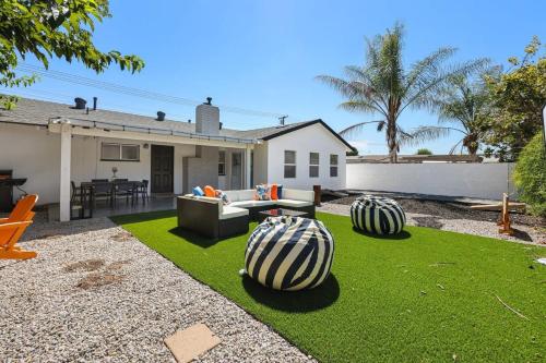 Zahrada ubytování Luxury Home with Spacious Backyard - Sleeps 12