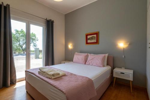 Vrysoula beach apartment