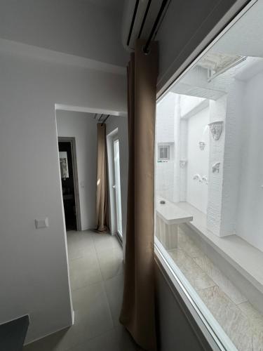 Koupelna v ubytování Madaky Hotel