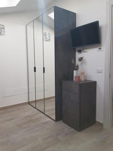Fotografie z fotogalerie ubytování Luxury penthouse with private jacuzzi v destinaci San Mauro a Mare