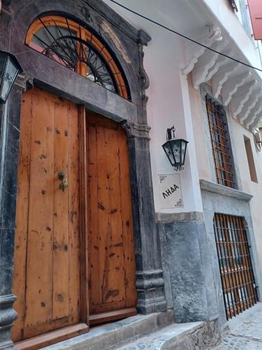 Leda Hamam Houseの外観または入り口