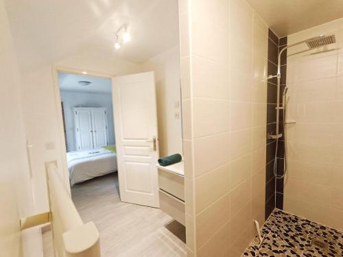 Salle de bains dans l'établissement Charming House Between Land & Sea