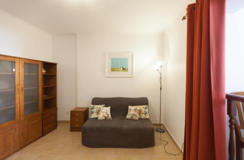 FLH Ericeira Minimalist Studio