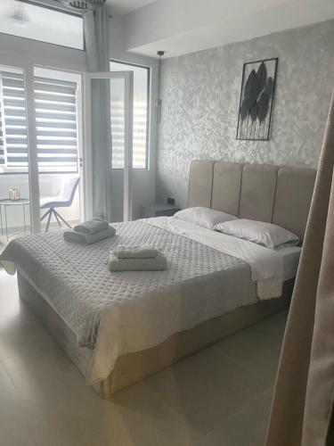 Heart of Athens Luxury 2BR#8