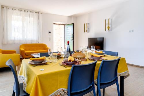 Μια τηλεόραση ή/και κέντρο ψυχαγωγίας στο Villa Ophite