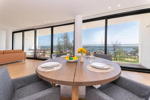 Waterfront Luxury Ocean View