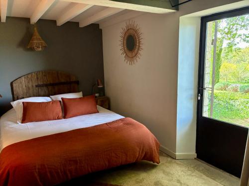 Postel nebo postele na pokoji v ubytování Chambre dans bastide au milieu des vignes