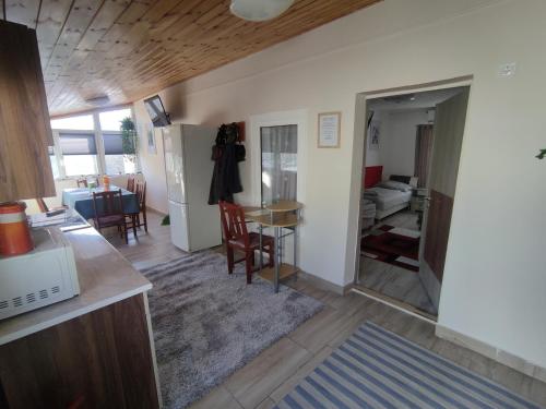 Χώρος καθιστικού στο Violett Apartman Miskolctapolca