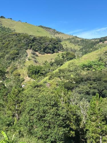 Landskap semula jadi dekat dengan rumah percutian