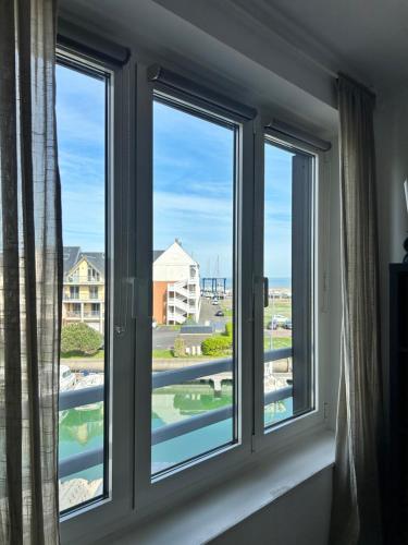 La Marina-Studio, vue mer avec balneo