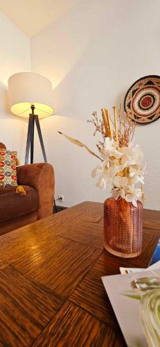 T2 Dernier Étage avec Terrasse 5 min de la Mer