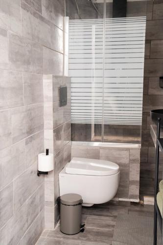 Tsigros Apartments B