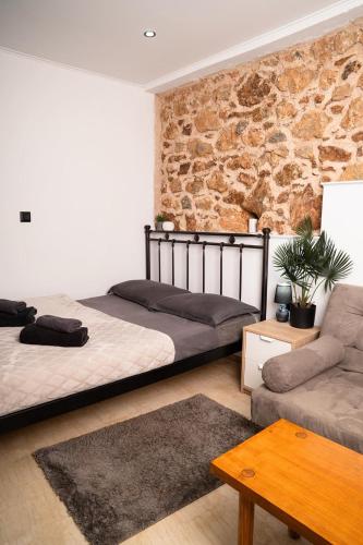 Tsigros Apartments B